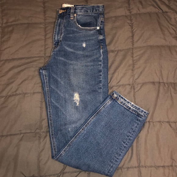 Straight leg jeans with rips - Picture 1 of 5